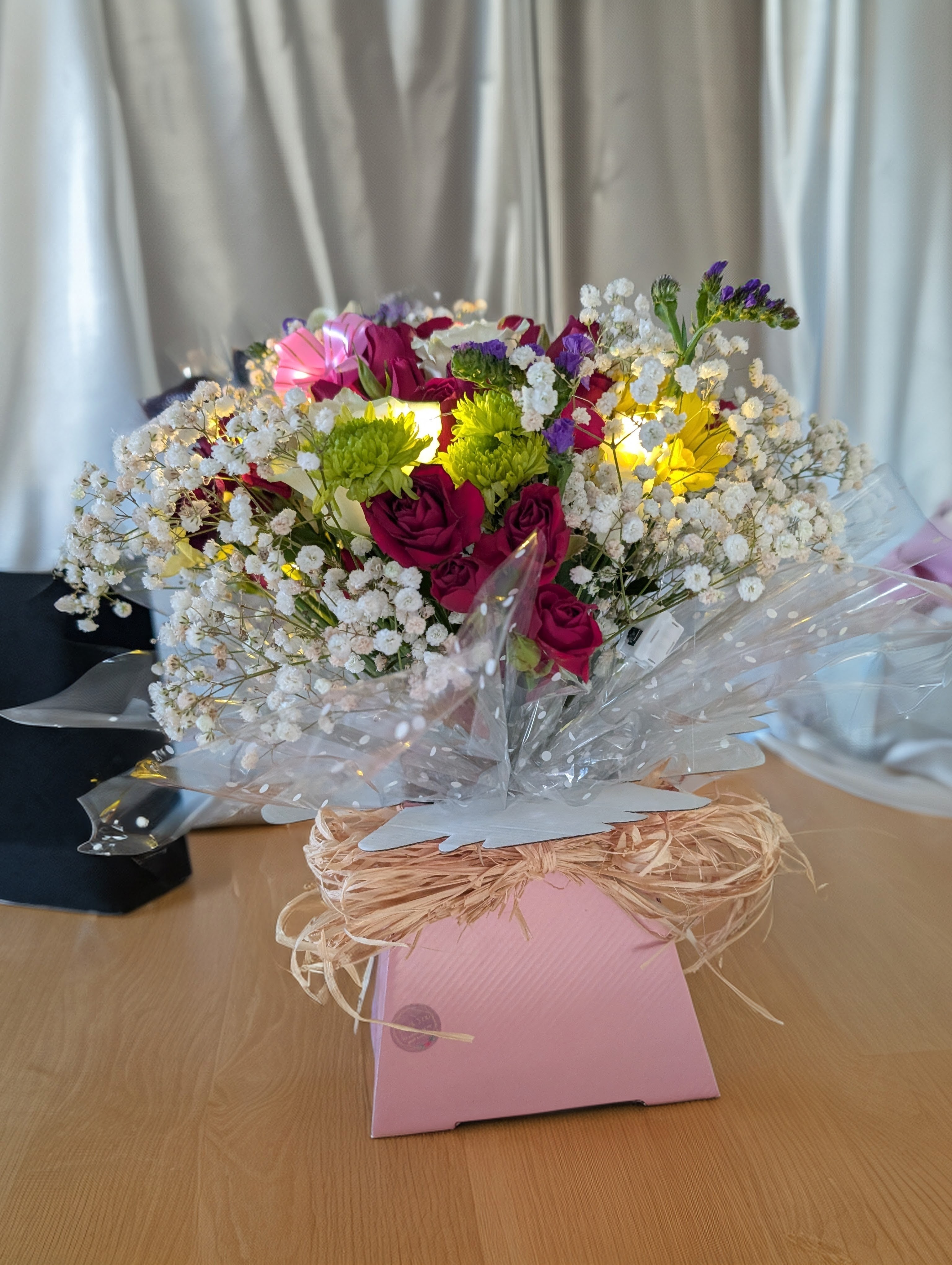 Aqua bouquet in a box